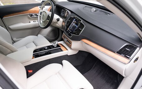 Volvo XC90 II рестайлинг, 2022 год, 6 900 000 рублей, 26 фотография