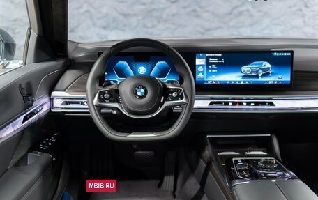 BMW 7 серия, 2025 год, 16 690 000 рублей, 11 фотография