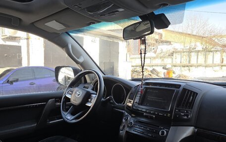 Toyota Land Cruiser 200, 2009 год, 3 250 000 рублей, 8 фотография