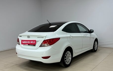 Hyundai Solaris II рестайлинг, 2012 год, 850 000 рублей, 5 фотография