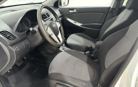 Hyundai Solaris II рестайлинг, 2012 год, 850 000 рублей, 12 фотография
