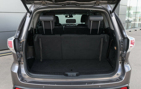 Toyota Highlander III, 2014 год, 3 099 000 рублей, 10 фотография