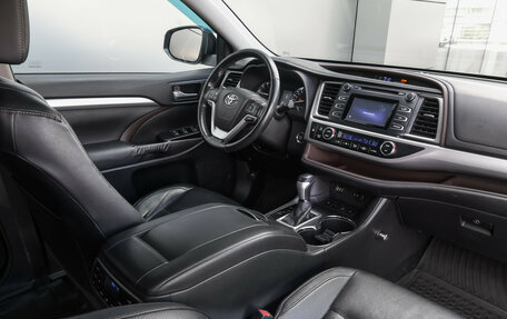 Toyota Highlander III, 2014 год, 3 099 000 рублей, 12 фотография
