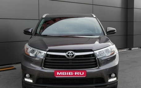 Toyota Highlander III, 2014 год, 3 099 000 рублей, 3 фотография