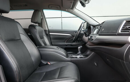 Toyota Highlander III, 2014 год, 3 099 000 рублей, 13 фотография
