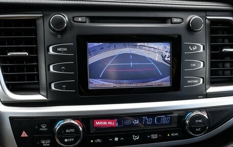 Toyota Highlander III, 2014 год, 3 099 000 рублей, 21 фотография