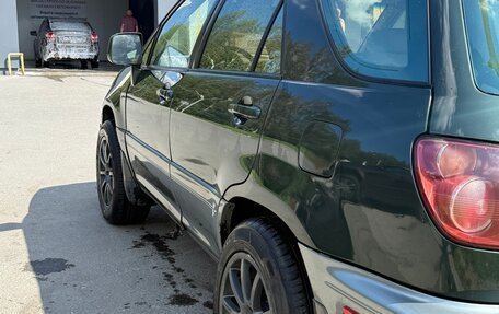Lexus RX IV рестайлинг, 1999 год, 800 000 рублей, 4 фотография