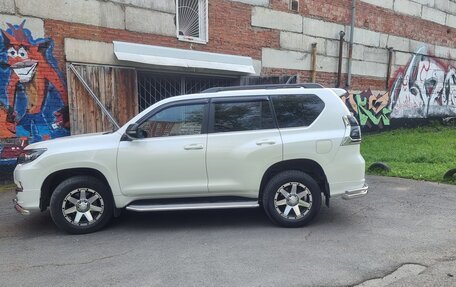 Toyota Land Cruiser Prado 150 рестайлинг 2, 2019 год, 5 800 000 рублей, 4 фотография
