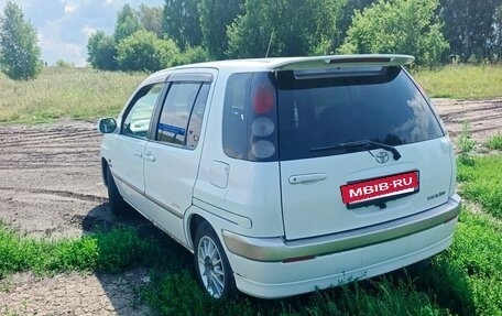 Toyota Raum I, 2000 год, 360 000 рублей, 4 фотография