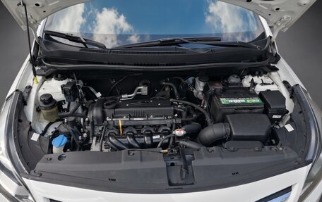 Hyundai Solaris II рестайлинг, 2013 год, 800 000 рублей, 6 фотография