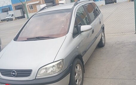 Opel Zafira A рестайлинг, 2000 год, 400 000 рублей, 3 фотография