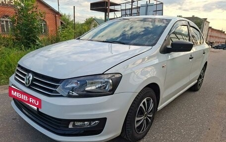 Volkswagen Polo VI (EU Market), 2018 год, 565 000 рублей, 3 фотография
