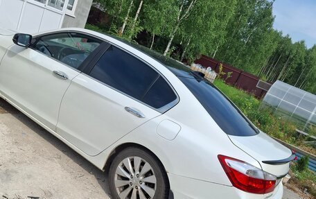 Honda Accord IX рестайлинг, 2013 год, 1 350 000 рублей, 3 фотография