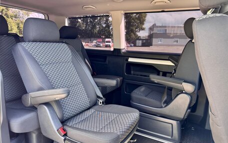 Volkswagen Multivan T6 рестайлинг, 2021 год, 3 550 000 рублей, 5 фотография