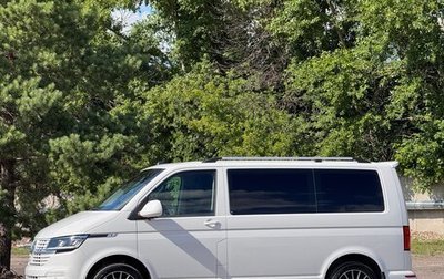 Volkswagen Multivan T6 рестайлинг, 2021 год, 3 550 000 рублей, 1 фотография