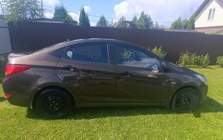 Hyundai Solaris II рестайлинг, 2014 год, 850 000 рублей, 3 фотография