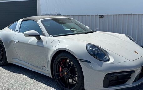 Porsche 911, 2022 год, 19 500 000 рублей, 17 фотография