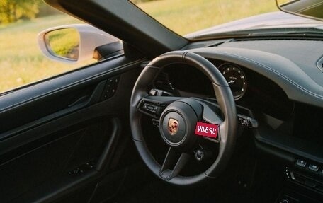 Porsche 911, 2022 год, 19 500 000 рублей, 10 фотография