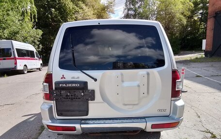 Mitsubishi Pajero III рестайлинг, 2001 год, 520 000 рублей, 7 фотография