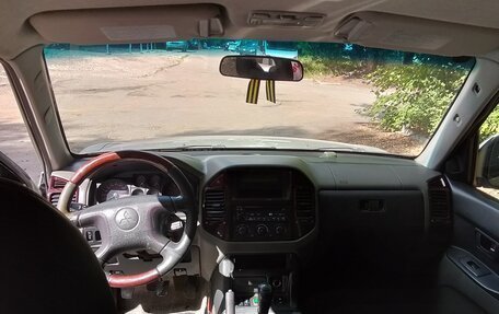 Mitsubishi Pajero III рестайлинг, 2001 год, 520 000 рублей, 10 фотография
