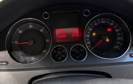 Volkswagen Passat B6, 2006 год, 700 000 рублей, 24 фотография