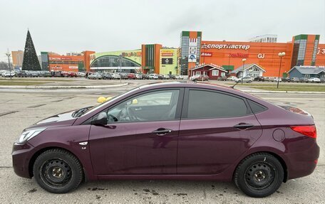 Hyundai Solaris II рестайлинг, 2012 год, 700 000 рублей, 7 фотография