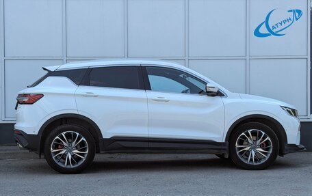 Geely Coolray I, 2023 год, 1 950 000 рублей, 5 фотография