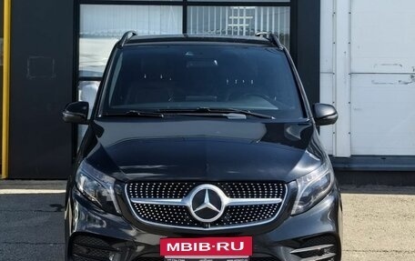 Mercedes-Benz V-Класс, 2019 год, 5 400 000 рублей, 2 фотография