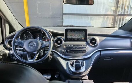 Mercedes-Benz V-Класс, 2019 год, 5 400 000 рублей, 16 фотография