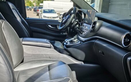 Mercedes-Benz V-Класс, 2019 год, 5 400 000 рублей, 13 фотография