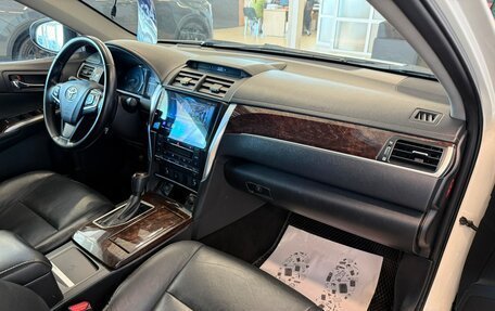Toyota Camry, 2016 год, 2 089 000 рублей, 13 фотография