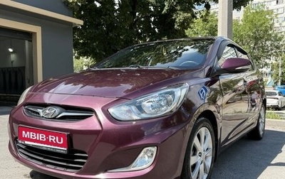 Hyundai Solaris II рестайлинг, 2012 год, 850 000 рублей, 1 фотография