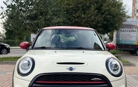 MINI Hatch, 2018 год, 2 490 000 рублей, 2 фотография