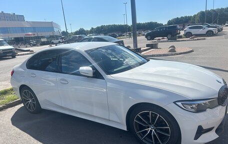 BMW 3 серия, 2019 год, 3 300 000 рублей, 4 фотография
