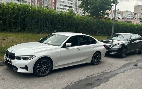 BMW 3 серия, 2019 год, 3 300 000 рублей, 15 фотография