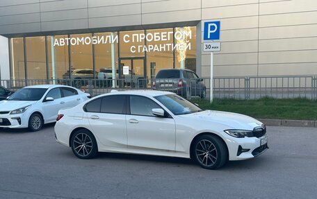 BMW 3 серия, 2019 год, 3 300 000 рублей, 13 фотография