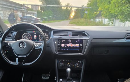 Volkswagen Tiguan II, 2018 год, 2 750 000 рублей, 12 фотография