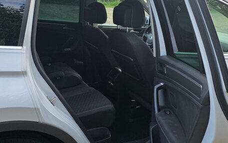 Volkswagen Tiguan II, 2018 год, 2 750 000 рублей, 11 фотография