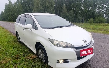 Toyota Wish II, 2012 год, 1 500 000 рублей, 2 фотография