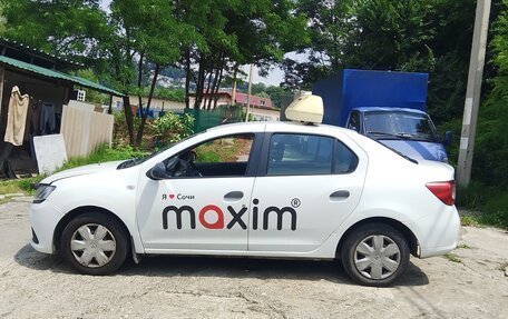 Renault Logan II, 2016 год, 350 000 рублей, 3 фотография