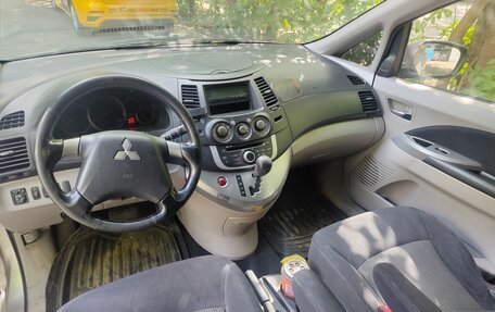 Mitsubishi Grandis, 2007 год, 650 000 рублей, 8 фотография