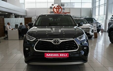 Toyota Highlander, 2026 год, 5 700 000 рублей, 3 фотография
