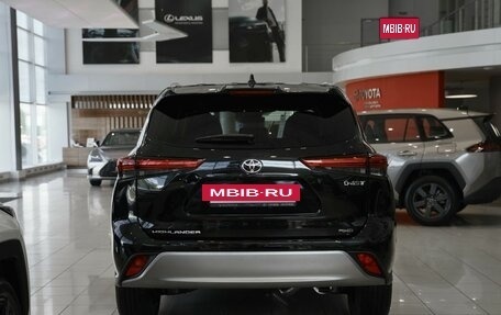 Toyota Highlander, 2026 год, 5 700 000 рублей, 6 фотография