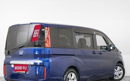 Honda Stepwgn IV, 2016 год, 1 599 000 рублей, 6 фотография