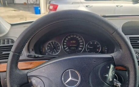 Mercedes-Benz E-Класс, 2002 год, 720 000 рублей, 11 фотография