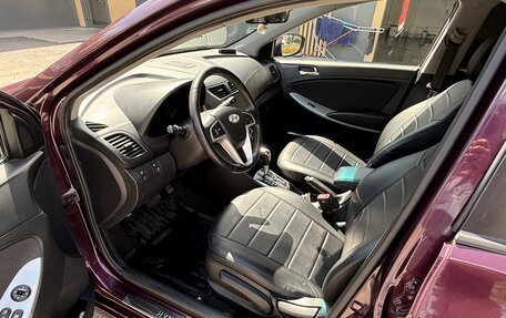 Hyundai Solaris II рестайлинг, 2012 год, 850 000 рублей, 8 фотография