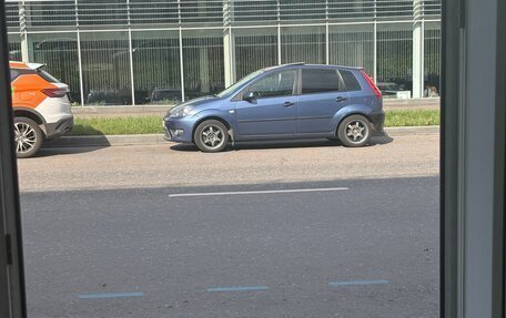 Ford Fiesta, 2005 год, 550 000 рублей, 16 фотография