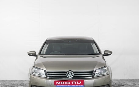 Volkswagen Passat B7, 2013 год, 1 179 000 рублей, 2 фотография