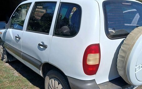 Chevrolet Niva I рестайлинг, 2003 год, 300 000 рублей, 7 фотография