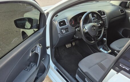 Volkswagen Polo VI (EU Market), 2016 год, 1 400 000 рублей, 13 фотография
